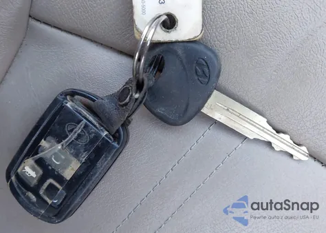 2003 Hyundai Sonata Gls/Lx from USA, damaged, VIN KMHWF35HX3A785971